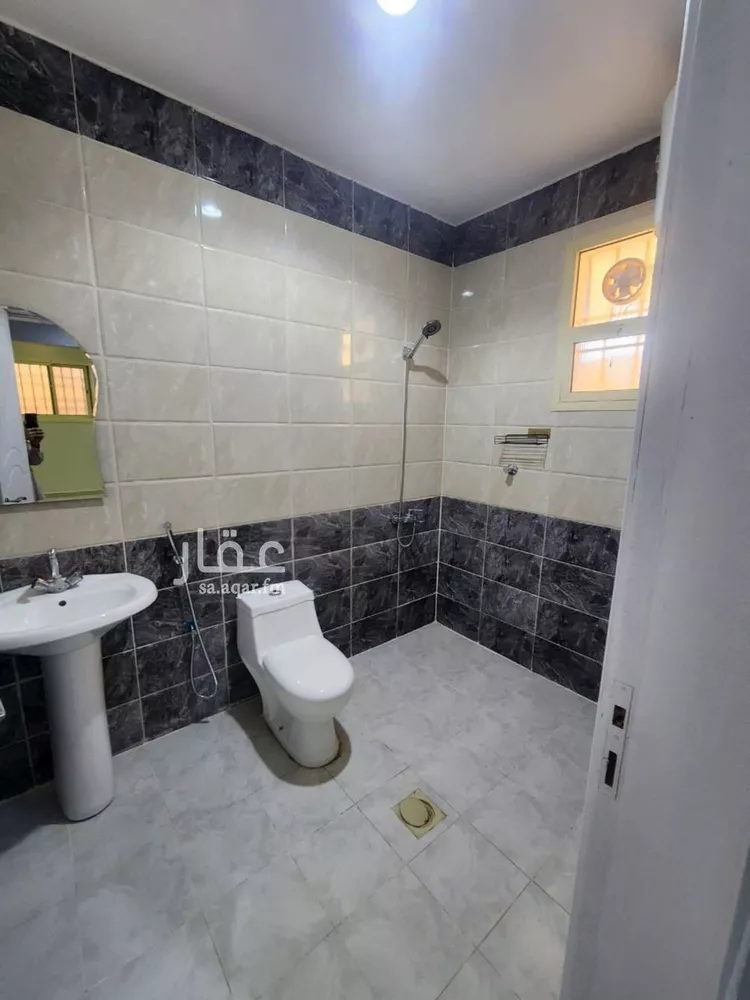 دور للبيع في شارع حسن بن عبدالوهاب, حي طويق, مدينة الرياض, منطقة الرياض صورة 5