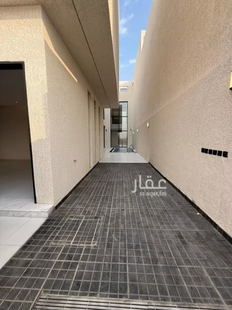 فيلا للبيع في شارع قطب الدين بن السلطان, حي المهدية, مدينة الرياض, منطقة الرياض صورة 3
