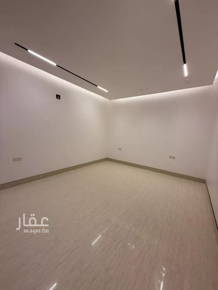 فيلا للبيع في شارع أحمد مفتي المكي الحنفي, حي المهدية, مدينة الرياض, منطقة الرياض صورة 3