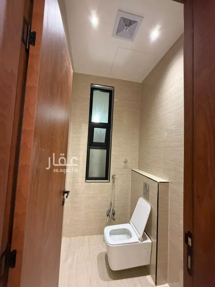 فيلا للبيع في شارع أحمد مفتي المكي الحنفي, حي المهدية, مدينة الرياض, منطقة الرياض صورة 4