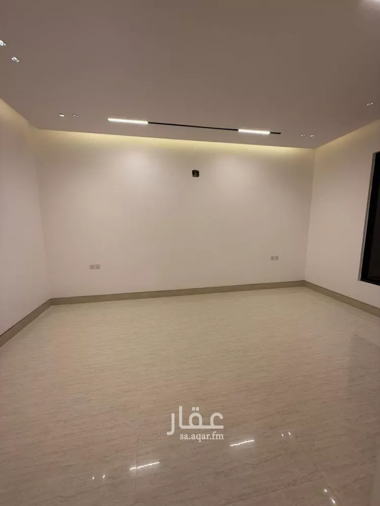 فيلا للبيع في شارع أحمد مفتي المكي الحنفي, حي المهدية, مدينة الرياض, منطقة الرياض صورة 2