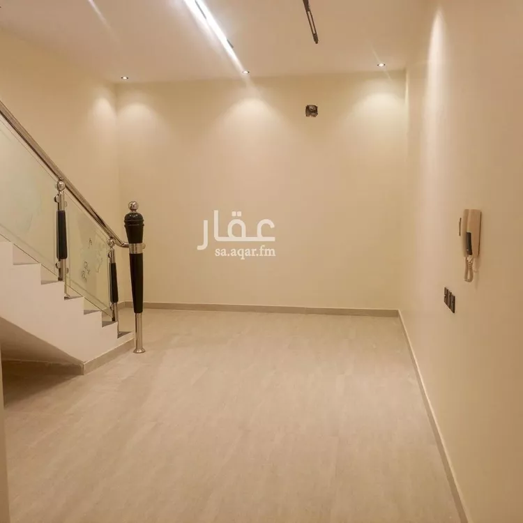 فيلا للإيجار في شارع كعب الهجري, حي عكاظ, مدينة الرياض, منطقة الرياض صورة 4