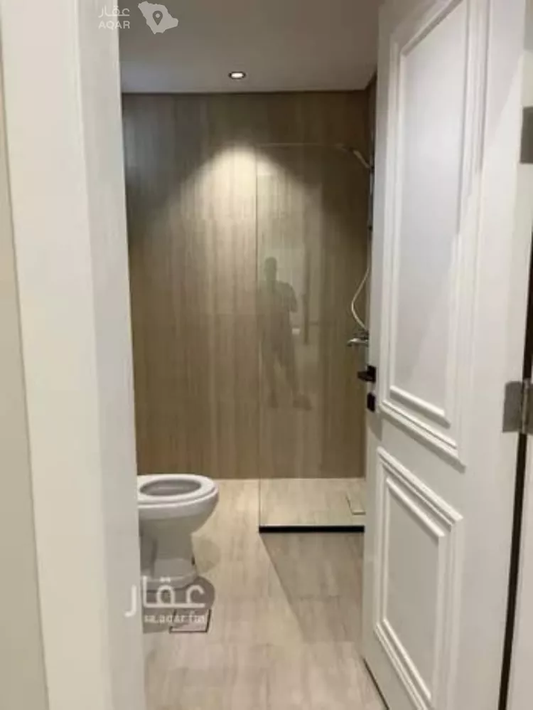 شقة للبيع في شارع عبدالله بن قيس, حي إشبيلية, مدينة الرياض, منطقة الرياض 8