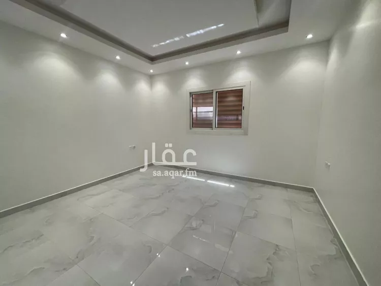 فيلا للإيجار في شارع رقم 345, حي الملقا, مدينة الرياض, منطقة الرياض 7