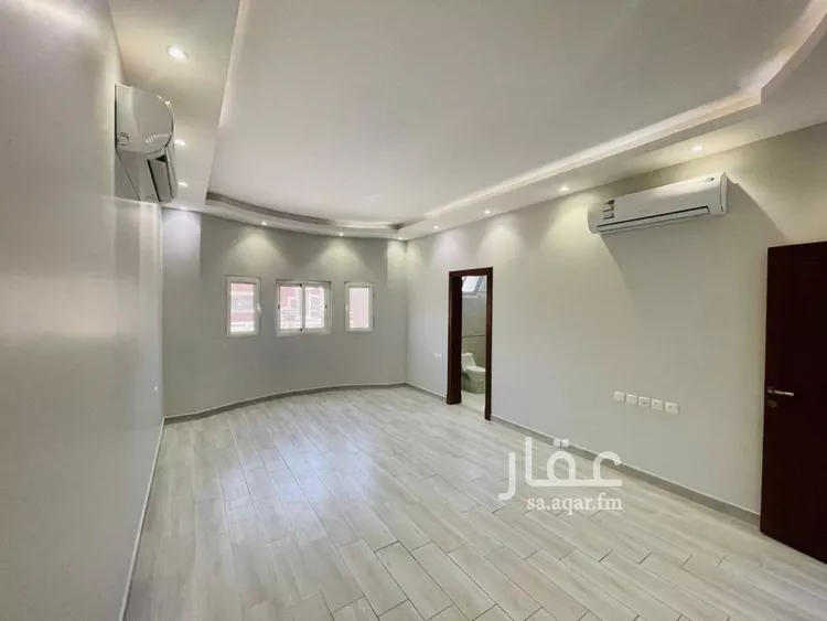 فيلا للإيجار في شارع رقم 345, حي الملقا, مدينة الرياض, منطقة الرياض 11