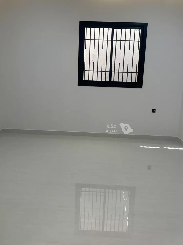 فيلا للبيع في شارع عبدالله الزهدي, حي الرمال, مدينة الرياض, منطقة الرياض 4
