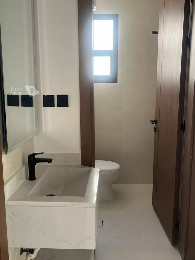 فيلا للبيع في شارع عبدالله الزهدي, حي الرمال, مدينة الرياض, منطقة الرياض 16