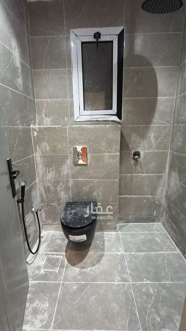 شقة للإيجار في شارع أبي الرضا الطبال ، حي المعيزلة ، الرياض ، منطقة الرياض صورة 3