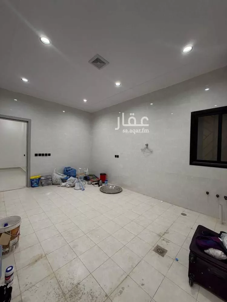 دور للبيع في شارع 101, حي الندوة, مدينة الرياض, منطقة الرياض صورة 2