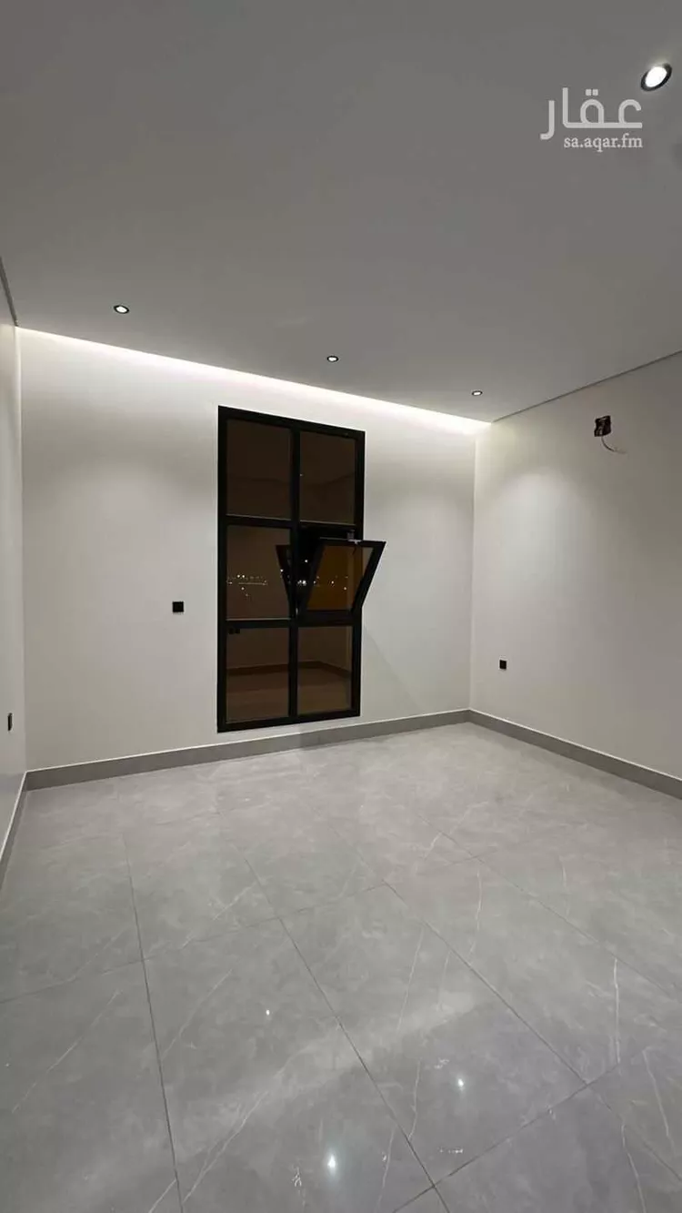 دور للبيع في شارع المتنبي, حي المعيزيلة, مدينة الرياض, منطقة الرياض صورة 5