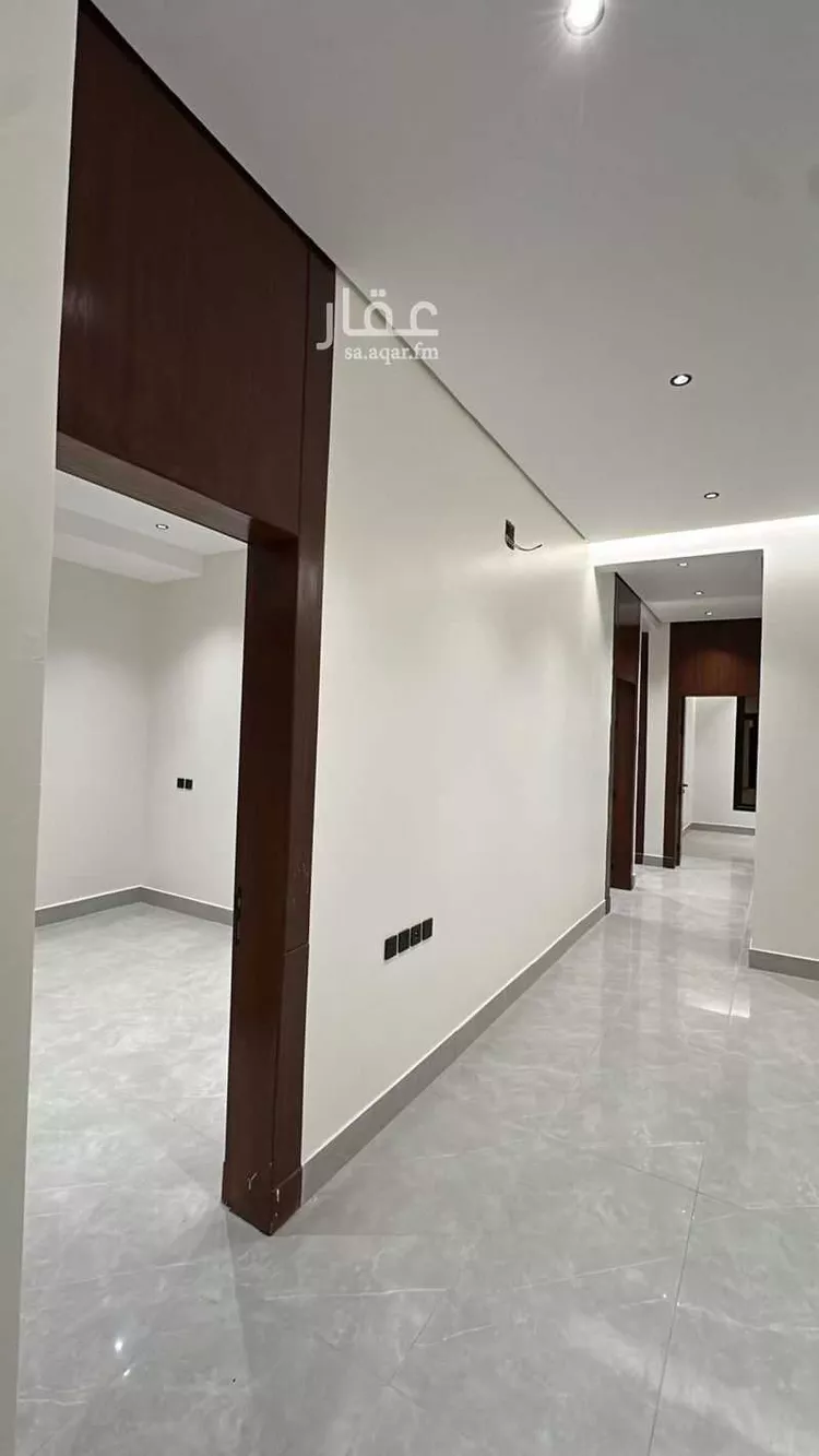 دور للبيع في شارع المتنبي, حي المعيزيلة, مدينة الرياض, منطقة الرياض صورة 2