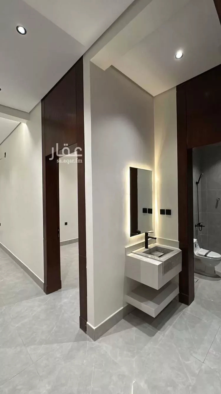 دور للبيع في شارع المتنبي, حي المعيزيلة, مدينة الرياض, منطقة الرياض صورة 3