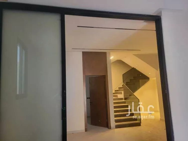فيلا للإيجار في شارع عبدالغني مشرف, حي العوالي, مدينة الرياض, منطقة الرياض صورة 5