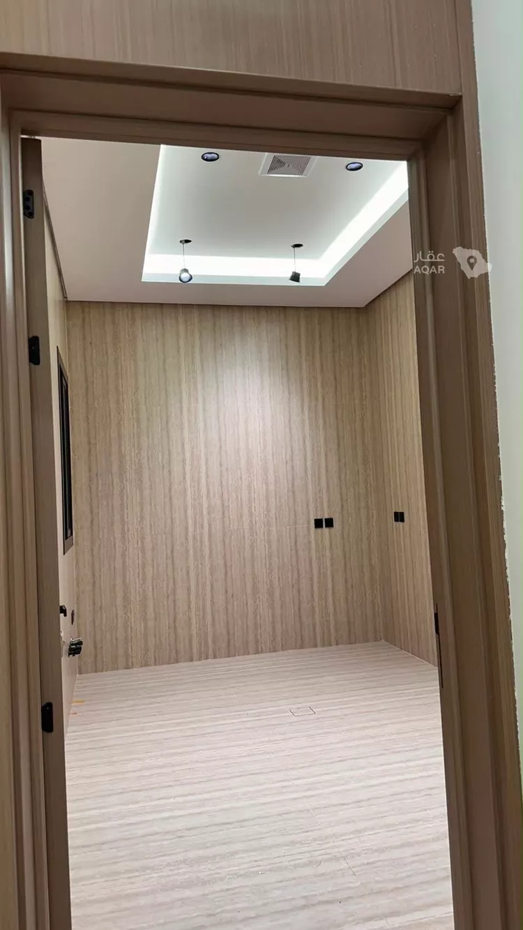 Floor for Sale in Riyadh As Salam 5