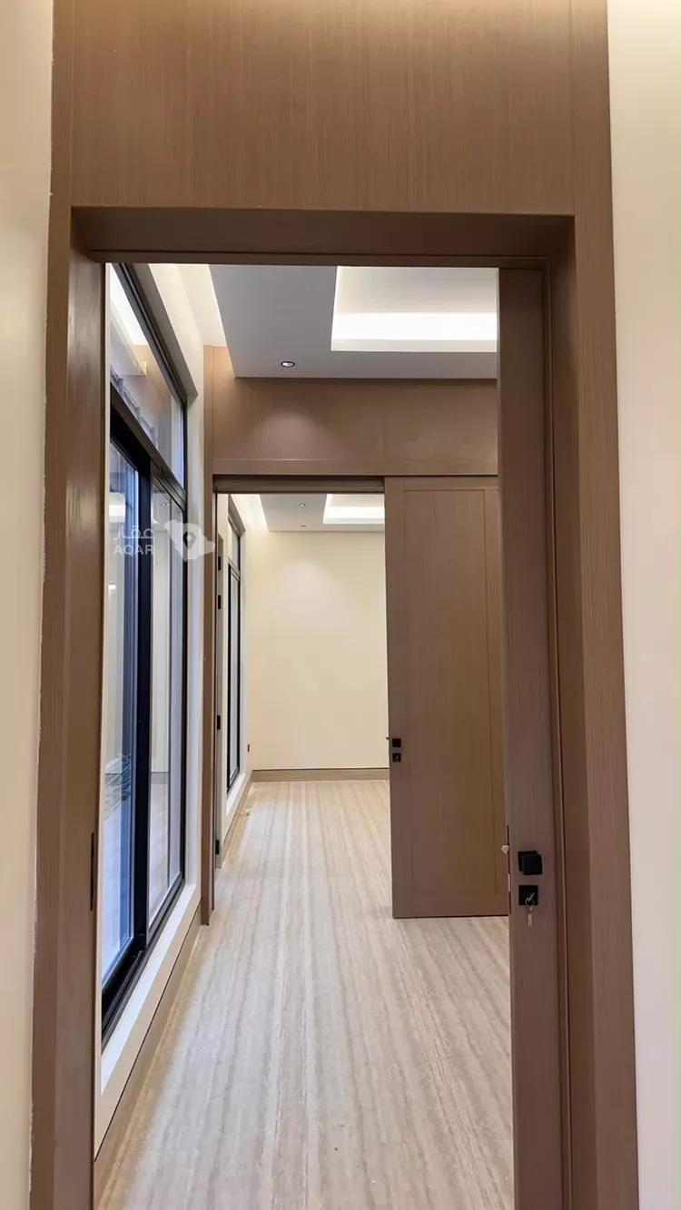 Floor for Sale in Riyadh As Salam 3