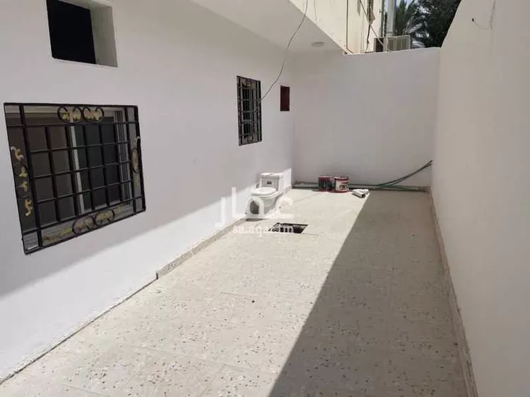 شقة للإيجار في شارع الشيخ عمر بن عبداللطيف بن عبدالرحمن, حي ظهرة البديعة, مدينة الرياض, منطقة الرياض صورة 4