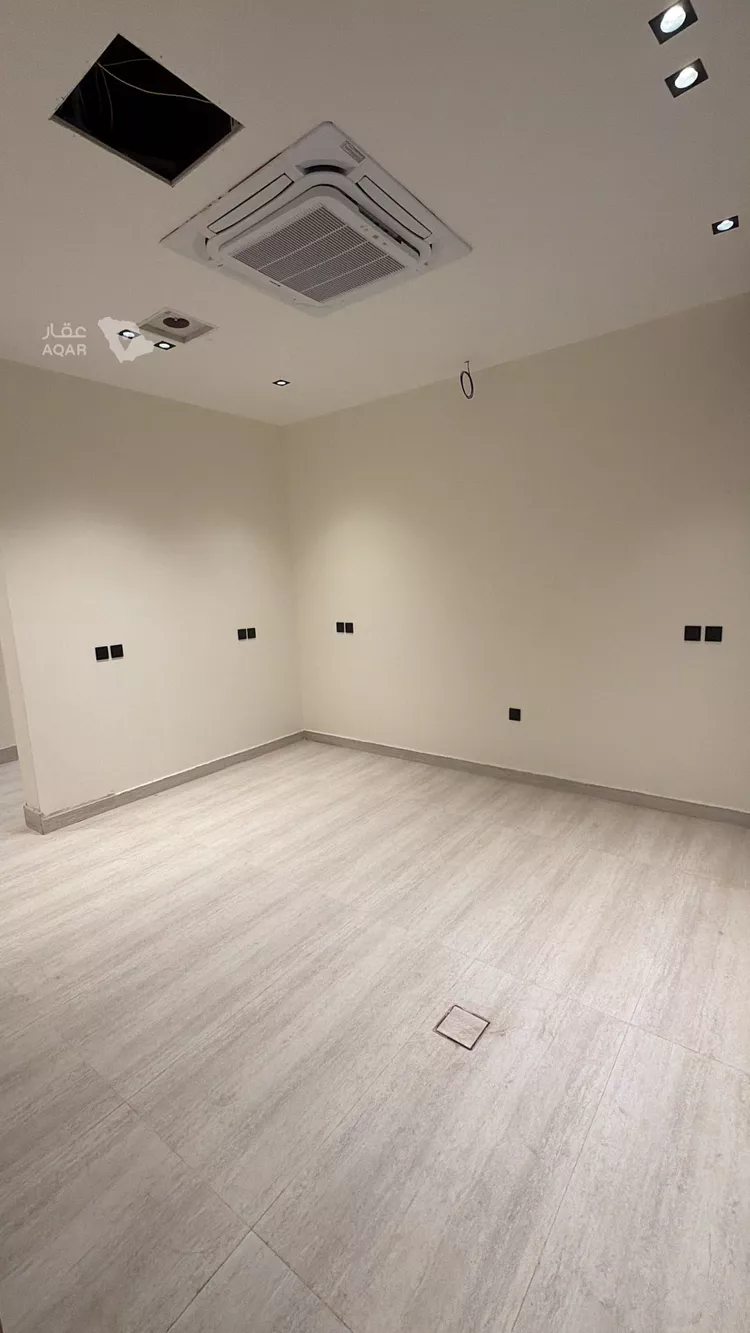 Villa for Sale in Riyadh Al Mahdiyah 7