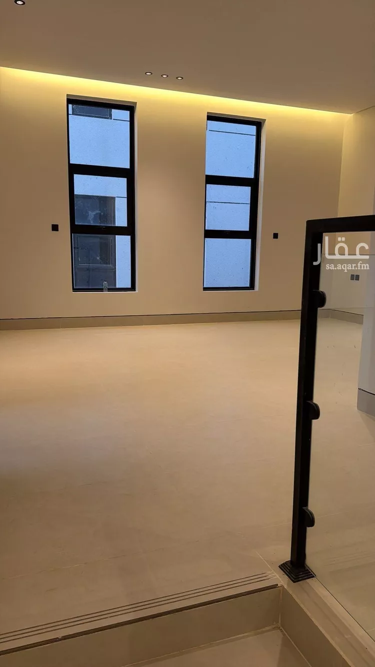 فيلا للبيع في شارع يعقوب الصفار, حي المهدية, مدينة الرياض, منطقة الرياض صورة 5
