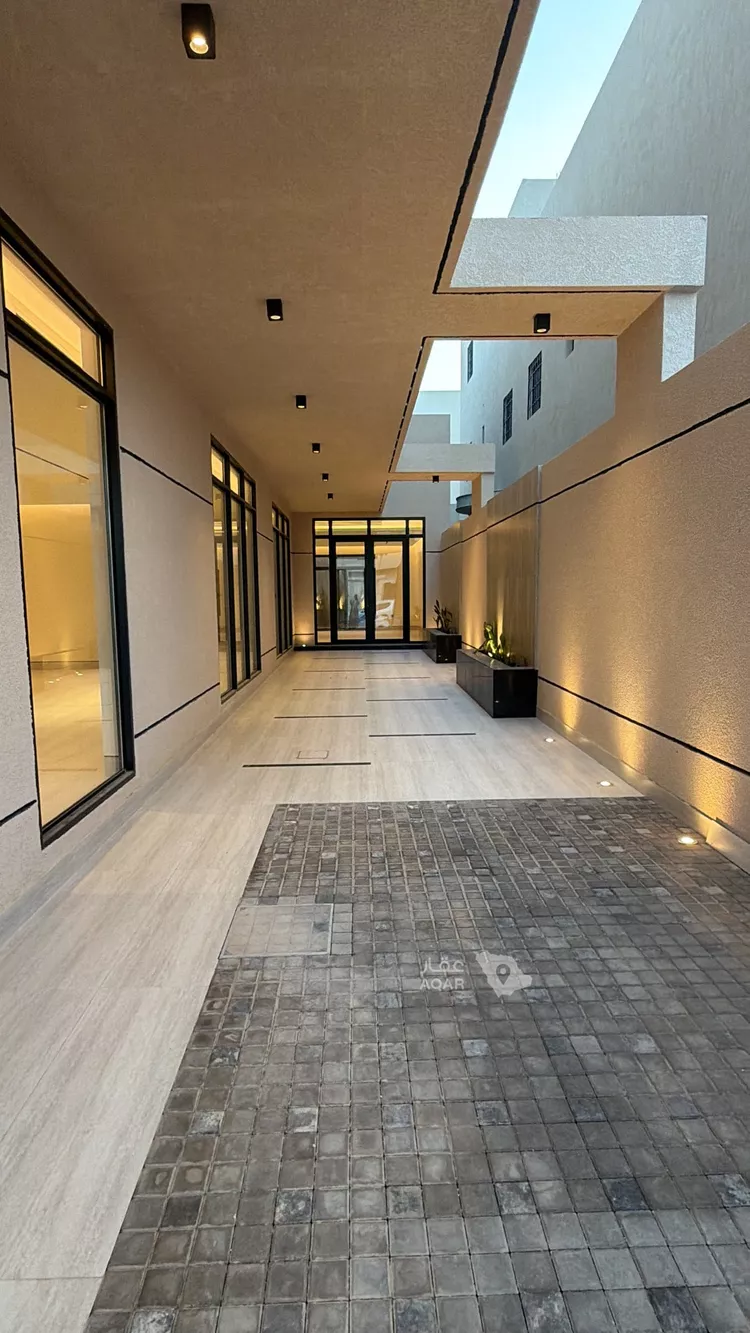 Villa for Sale in Riyadh Al Mahdiyah صورة 2
