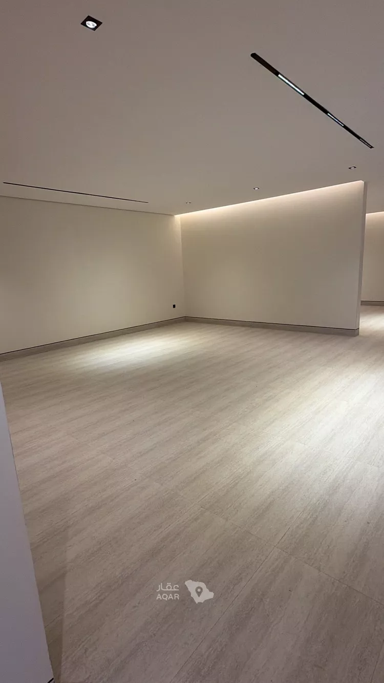 Villa for Sale in Riyadh Al Mahdiyah صورة 3