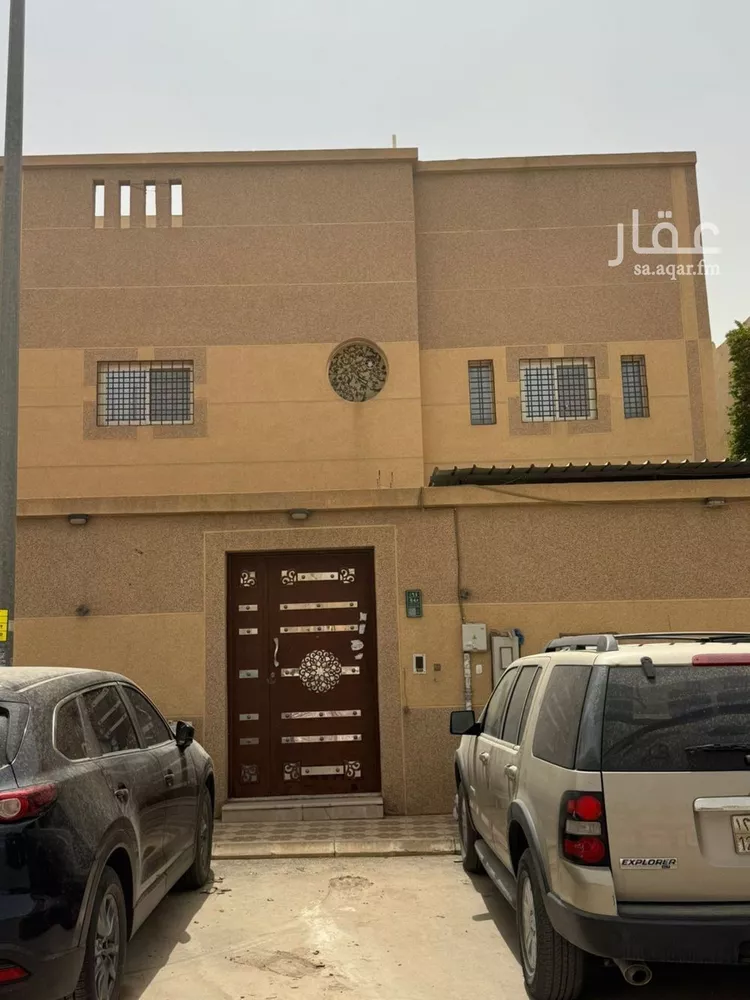 فيلا للبيع في شارع عمران السلاوي, حي العزيزية, مدينة الرياض, منطقة الرياض صورة 2