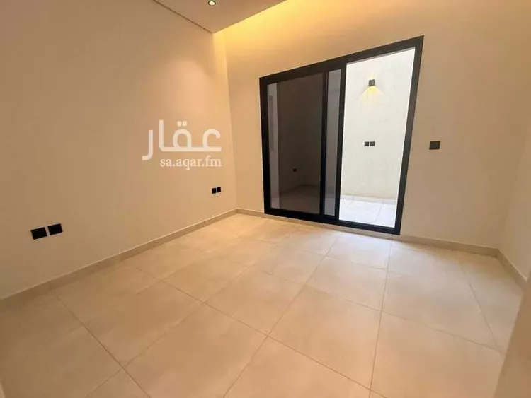 Floor for Sale in Riyadh Al Arid 6