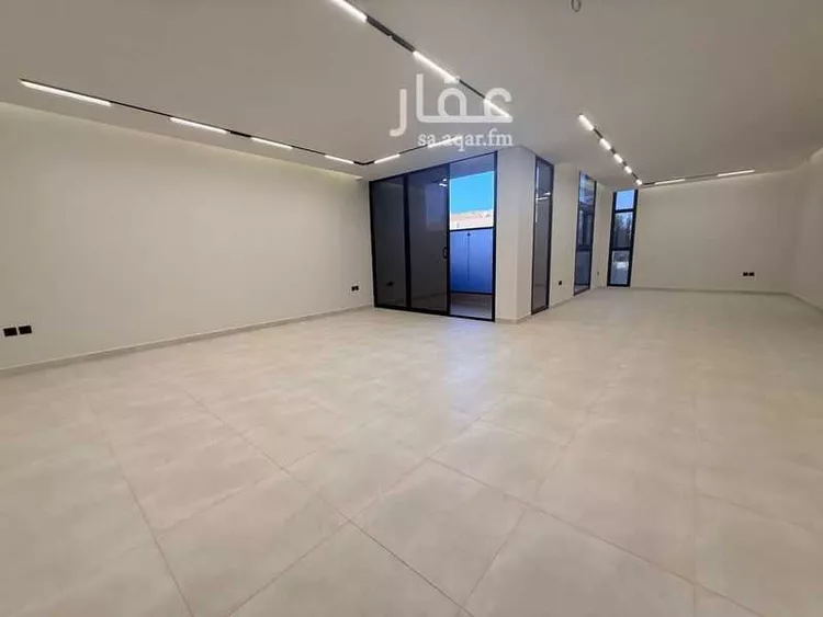 Floor for Sale in Riyadh Al Arid 9
