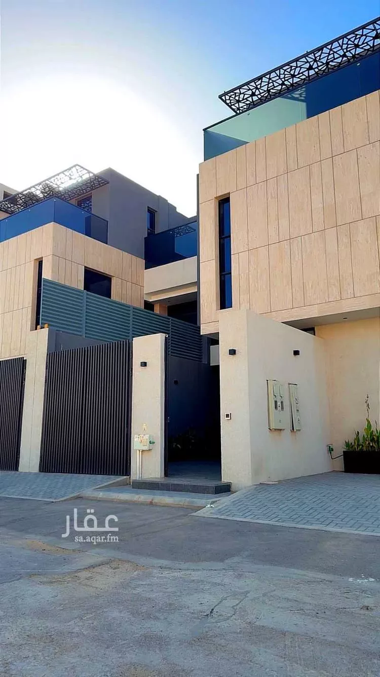 دور للبيع في شارع عبدالواحد السلمي, حي العارض, مدينة الرياض, منطقة الرياض 1 صورة