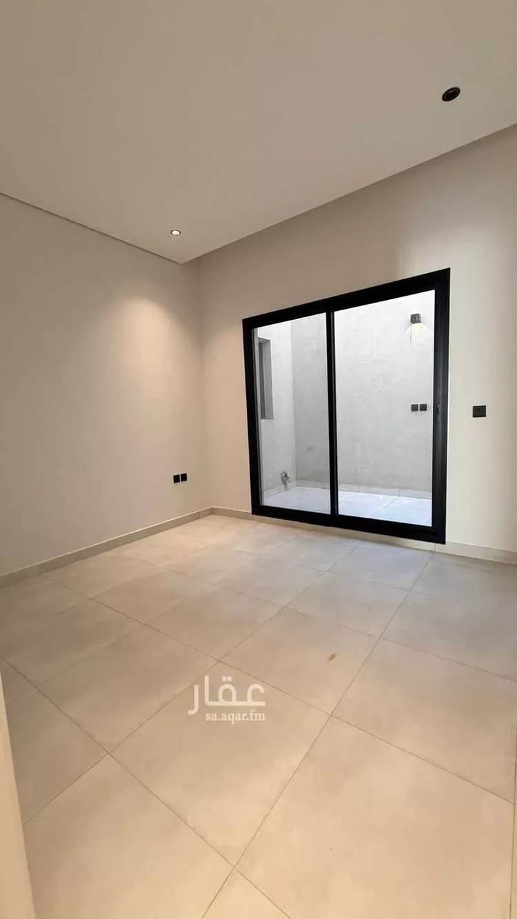 دور للبيع في شارع عبدالواحد السلمي, حي العارض, مدينة الرياض, منطقة الرياض صورة 3