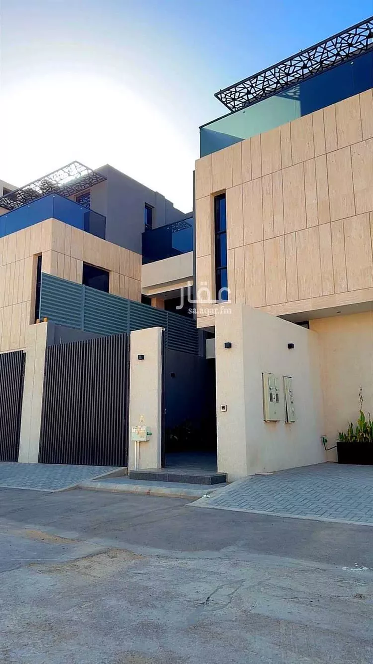 Floor for Sale in Riyadh Al Arid