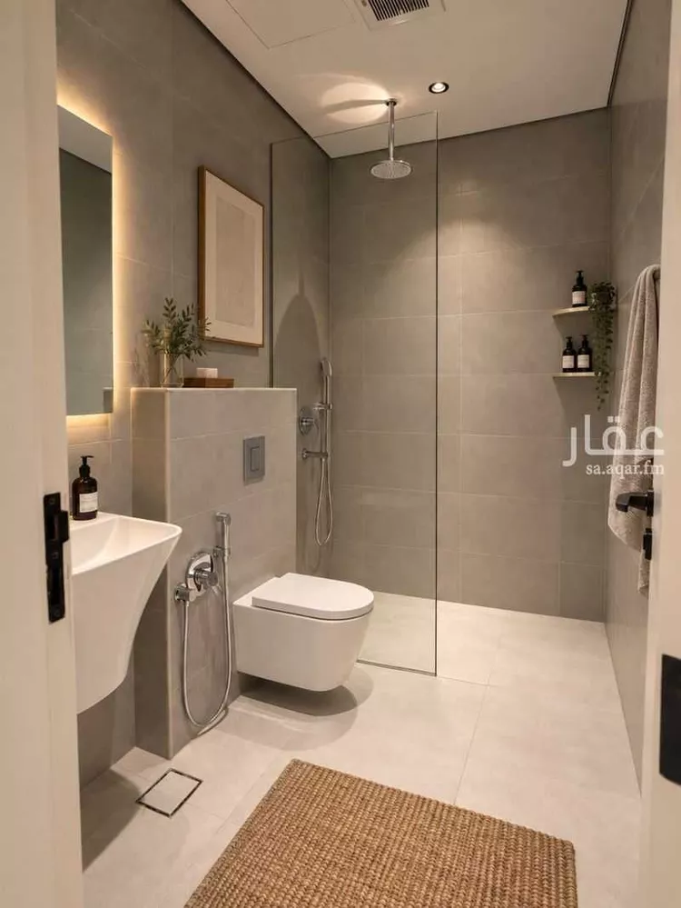 Floor for Sale in Riyadh Al Arid 13