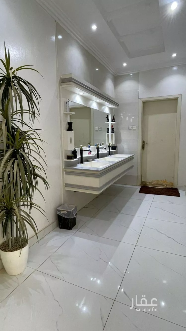 Villa for Sale in Riyadh Ishbiliyah صورة 3