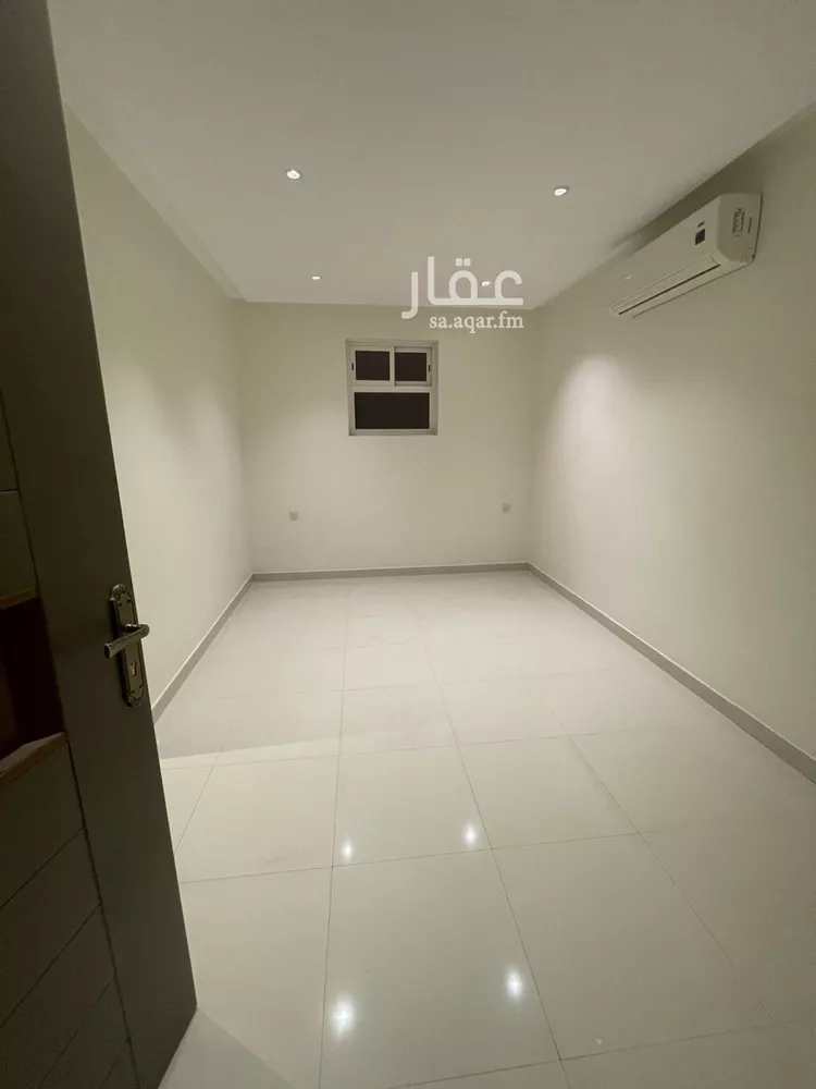 شقة للإيجار في شارع شهيد الدين ثم الوطن يحيى محمد يحيى الش, حي القيروان, مدينة الرياض, منطقة الرياض