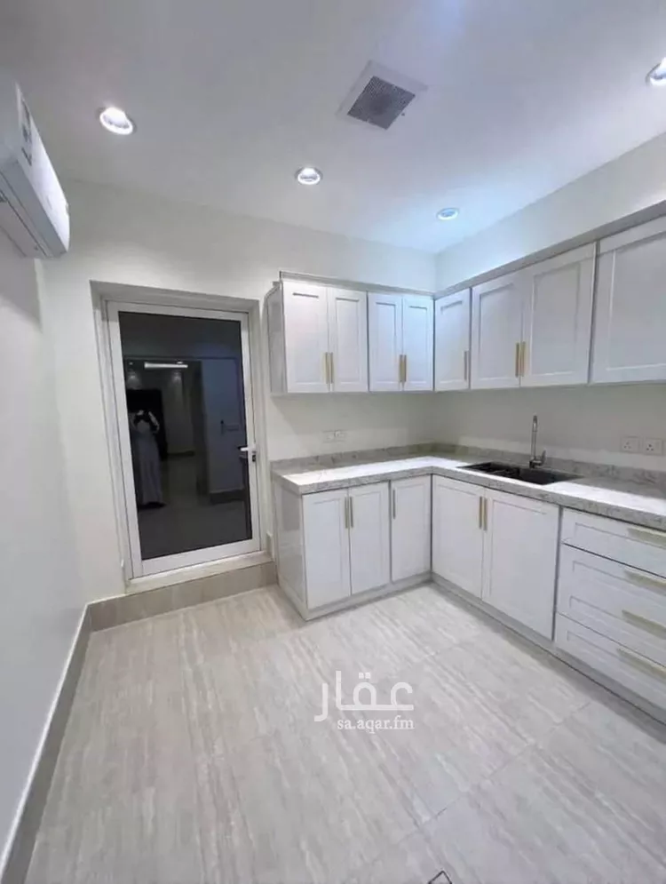 شقة للإيجار في شارع شهيد الدين ثم الوطن يحيى محمد يحيى الش, حي القيروان, مدينة الرياض, منطقة الرياض صورة 4