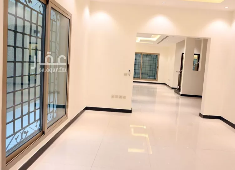 فيلا للإيجار في شارع رقم 336, حي الياسمين, مدينة الرياض, منطقة الرياض صورة 3