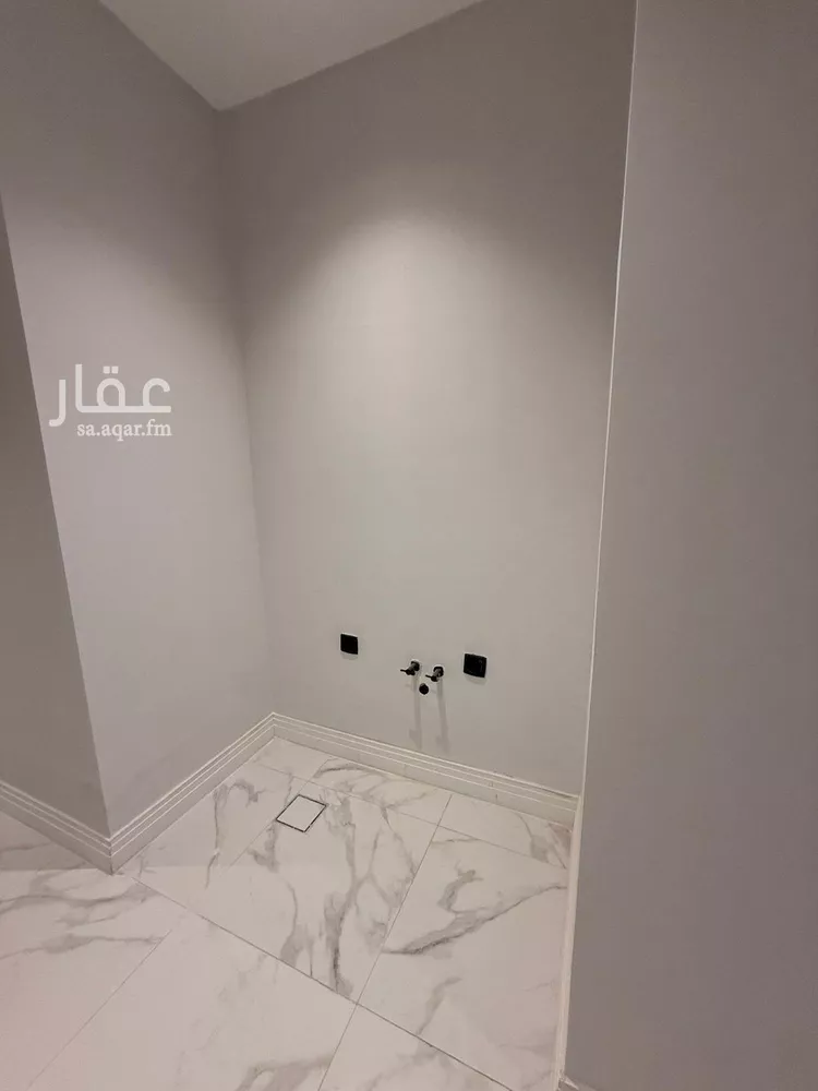 شقة للإيجار في شارع الدهناء, حي الملقا, مدينة الرياض, منطقة الرياض صورة 4