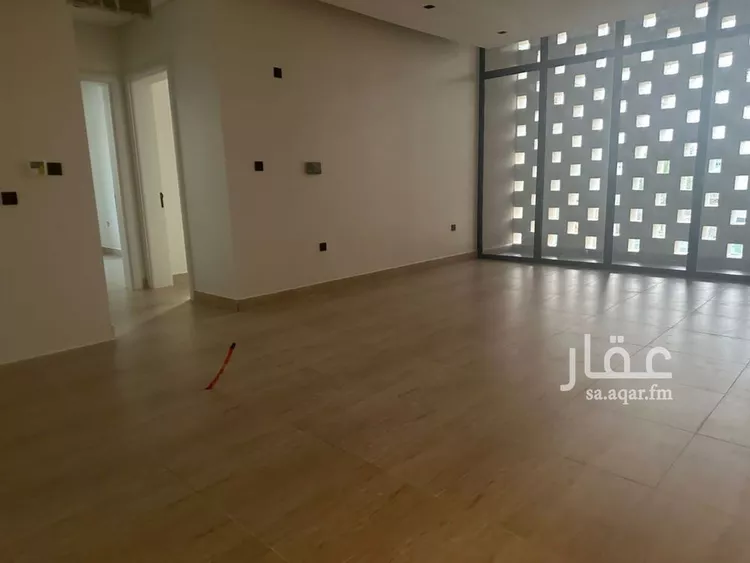 شقة للإيجار في شارع الامير مقرن بن عبدالعزيز, حي مغرزات, مدينة الرياض, منطقة الرياض صورة 3