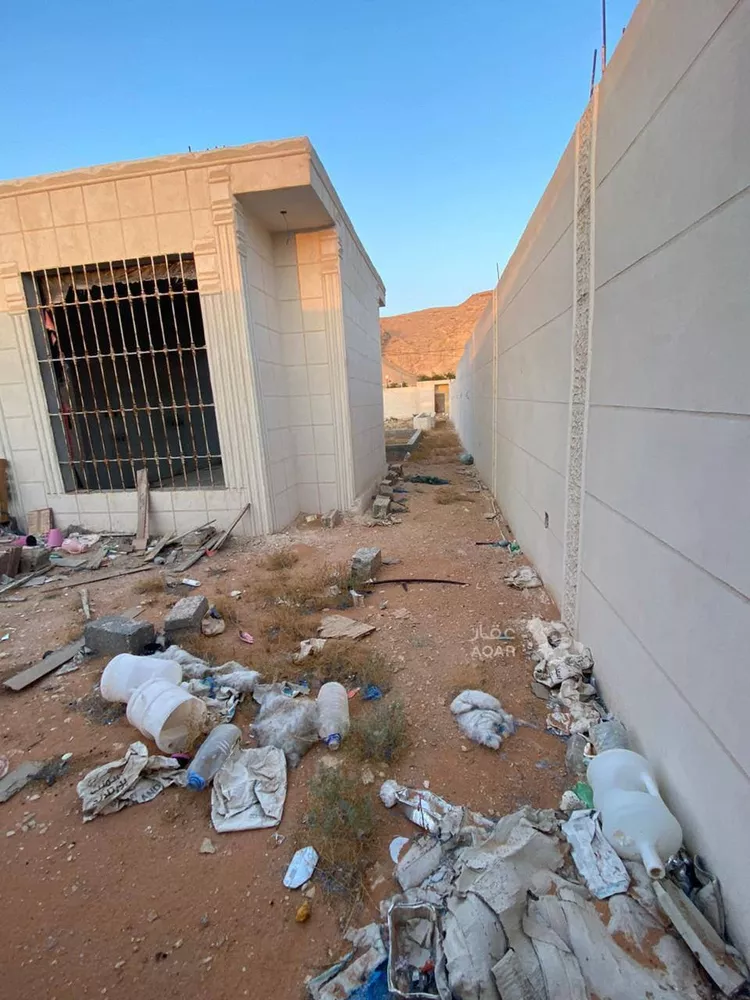 Rest House for Sale in Al Muzahimiyah Hazlulah 26