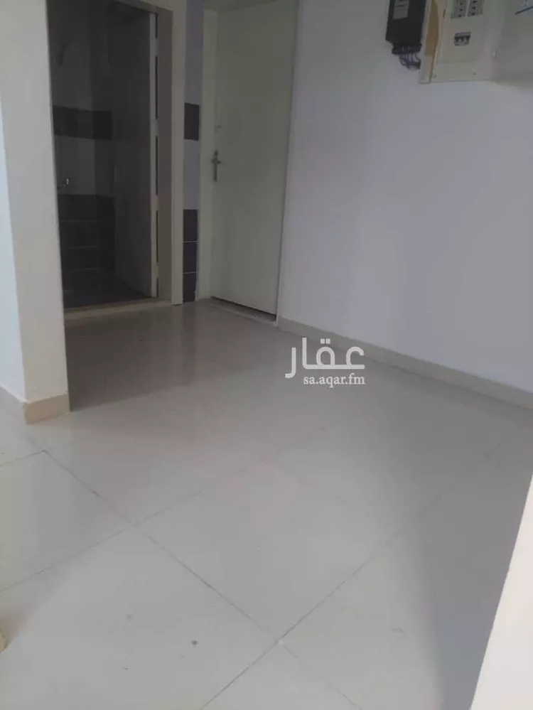 شقة للإيجار في شارع ابن كحيل, حي الملك فيصل, مدينة الرياض, منطقة الرياض صورة 4