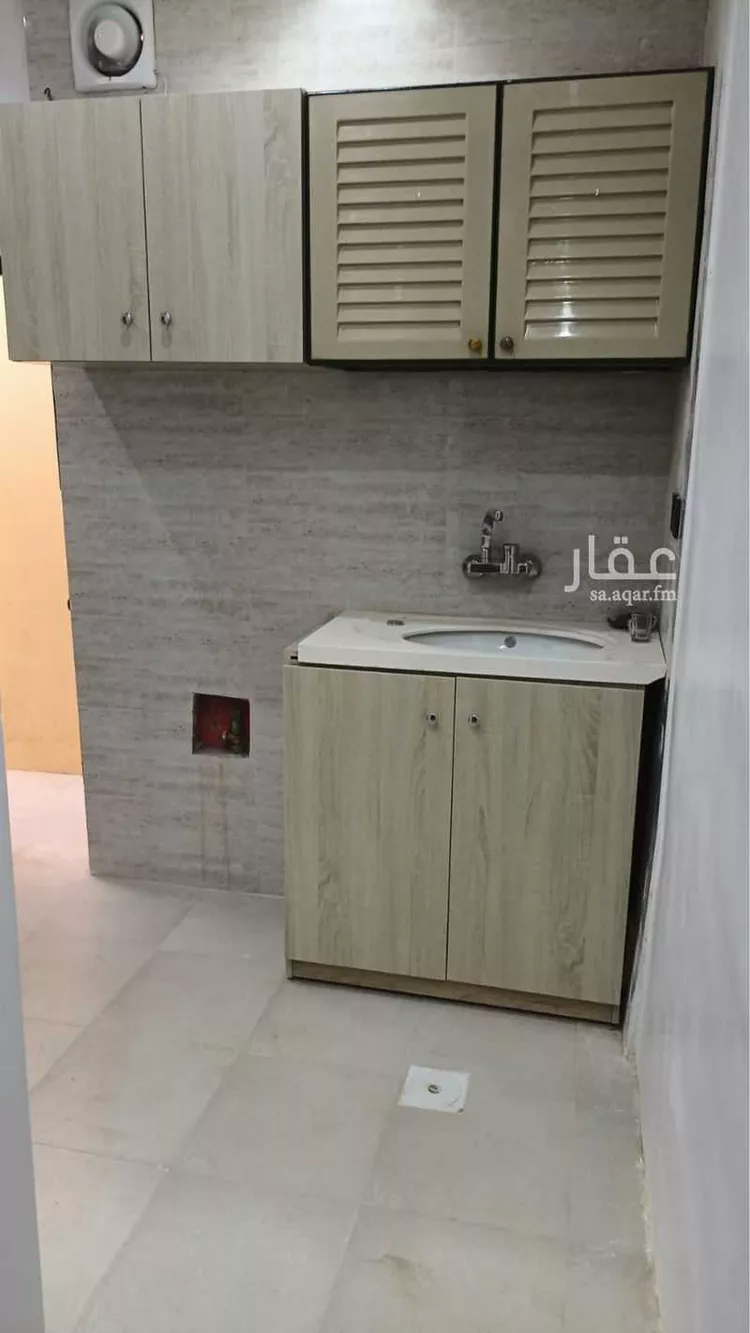 شقة للإيجار في شارع ابن كحيل, حي الملك فيصل, مدينة الرياض, منطقة الرياض