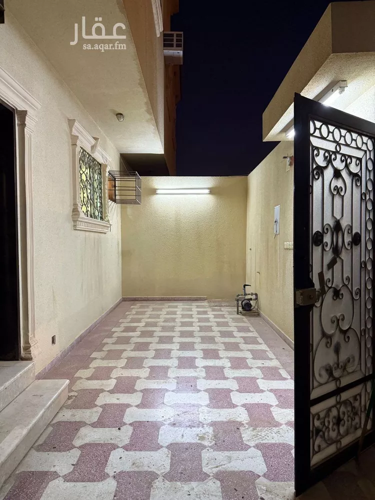 فيلا للبيع في شارع أبي الندى, حي العريجاء الغربي, مدينة الرياض, منطقة الرياض صورة 4