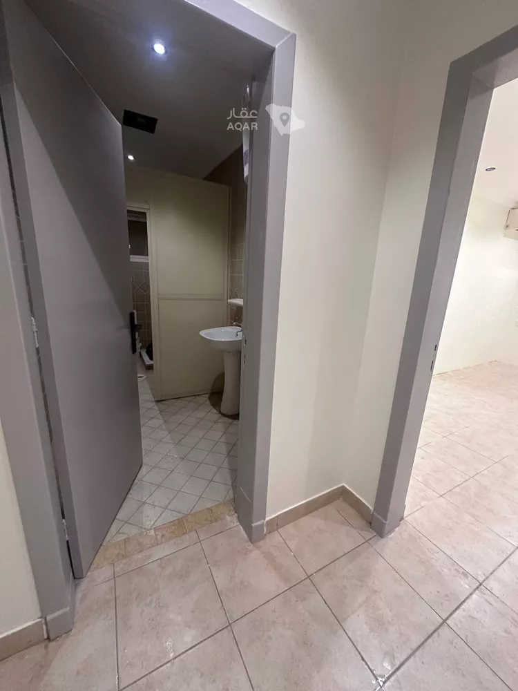 Apartment for Sale in Riyadh Al Malqa 6