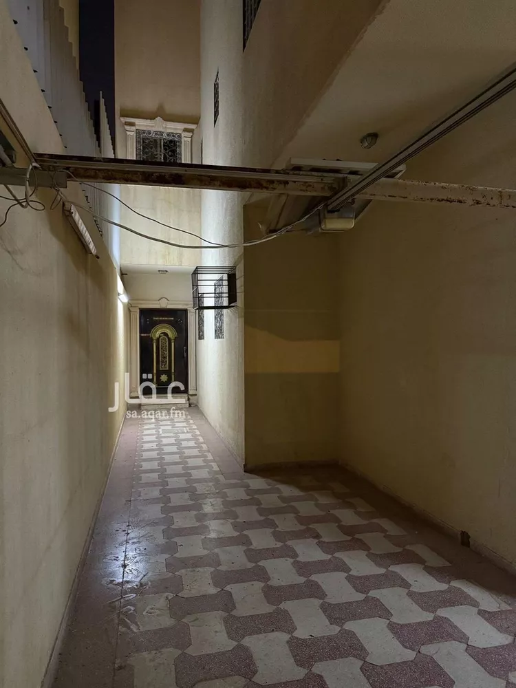 فيلا للبيع في شارع أبي الندى, حي العريجاء الغربي, مدينة الرياض, منطقة الرياض صورة 5