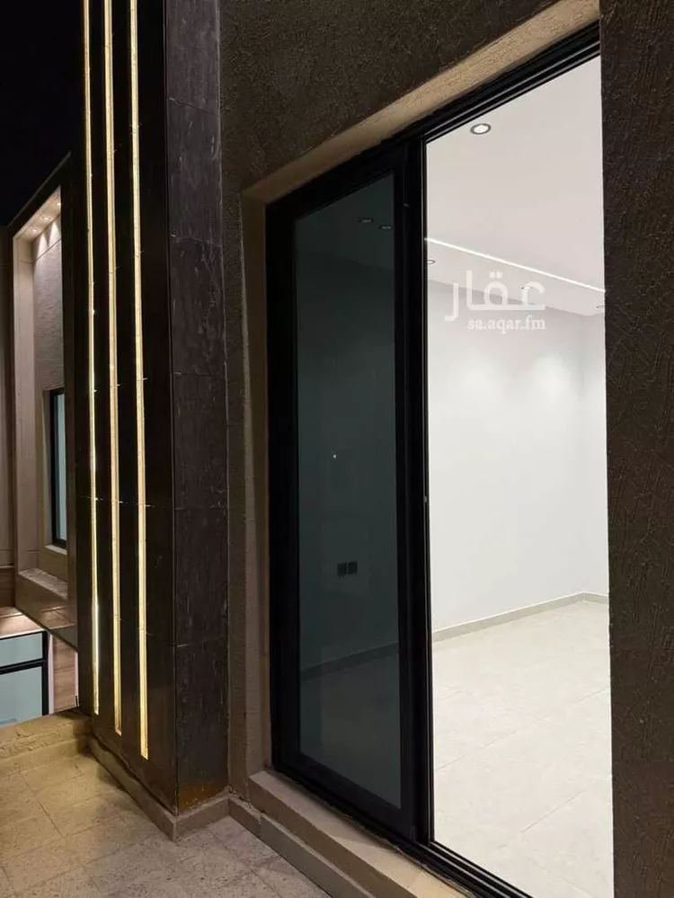 Floor for Sale in Riyadh Al Janadriyah 6