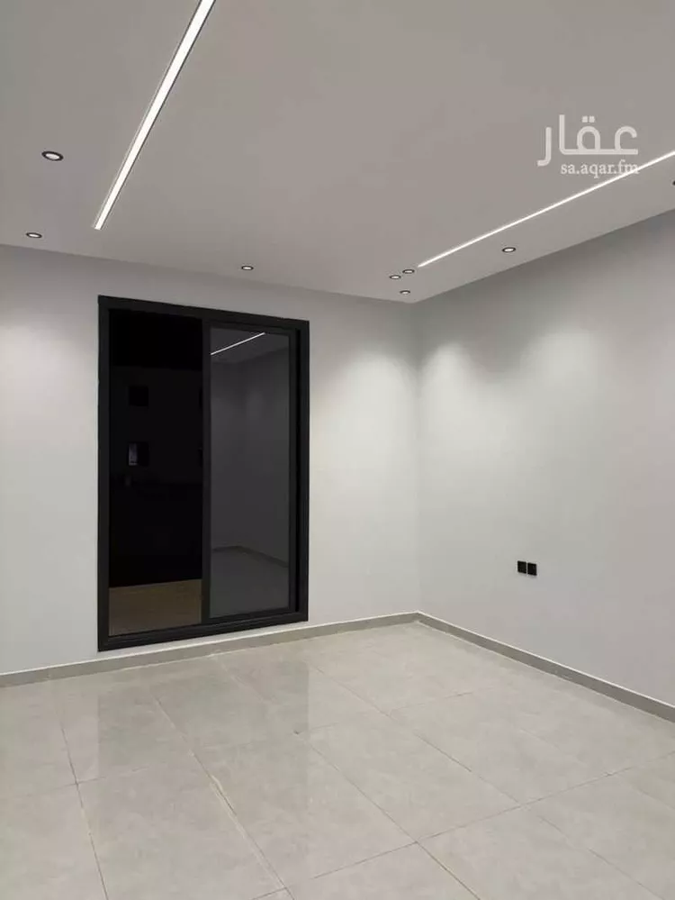 Floor for Sale in Riyadh Al Janadriyah 15