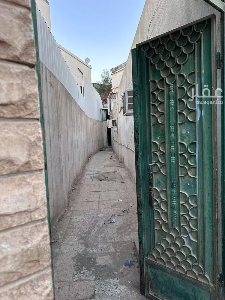 فيلا للبيع في شارع منصور بن إسماعيل, حي أم الحمام الغربي, مدينة الرياض, منطقة الرياض