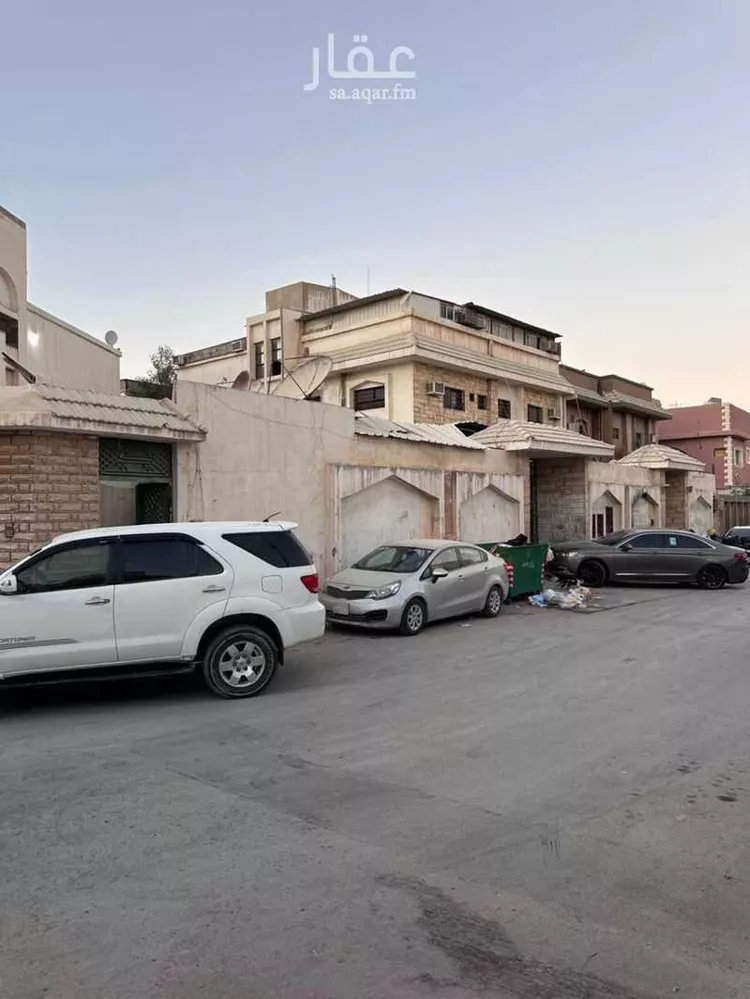 فيلا للبيع في شارع منصور بن إسماعيل, حي أم الحمام الغربي, مدينة الرياض, منطقة الرياض صورة 5