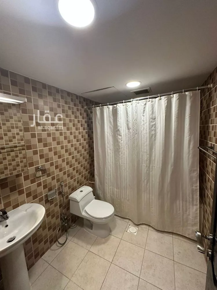 شقة للبيع في شارع الحني, حي الدوحة الجنوبية, مدينة الظهران, المنطقة الشرقية صورة 5
