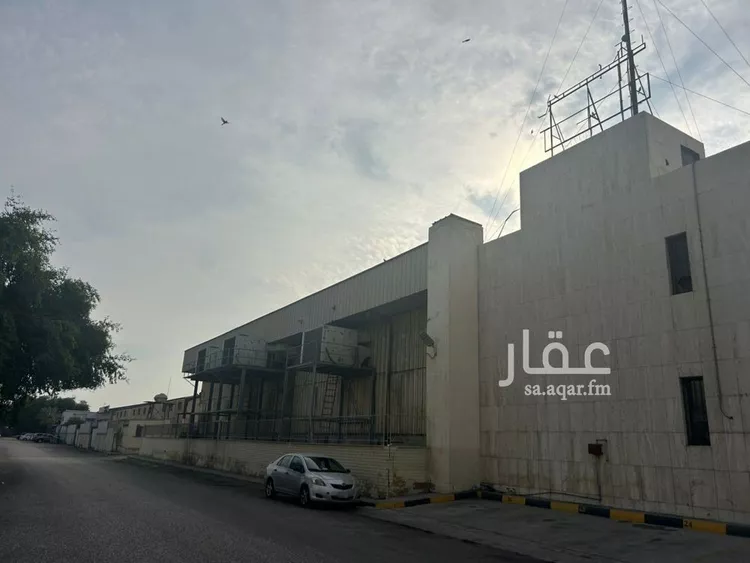 محل للبيع في شارع النضر بن نزار, حي صناعية الفوازية, مدينة الخبر, المنطقة الشرقية صورة 2