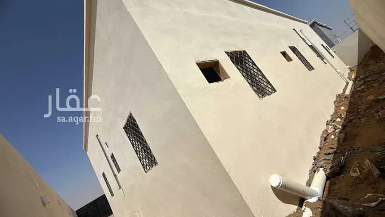 دور للبيع في شارع العام, حي المظيلف, مدينة المظيلف, منطقة مكة المكرمة 8